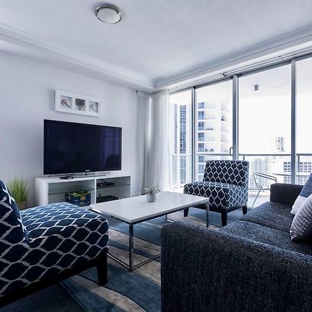 Apartment With Ocean Views Gold Coast Buitenkant foto