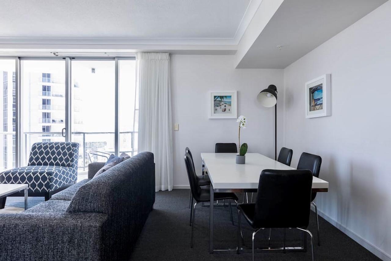 Apartment With Ocean Views Gold Coast Buitenkant foto