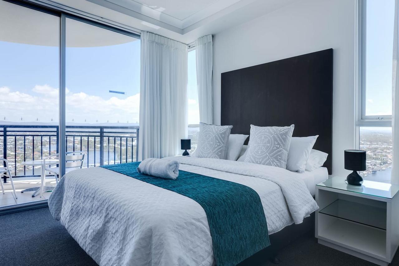 Apartment With Ocean Views Gold Coast Buitenkant foto
