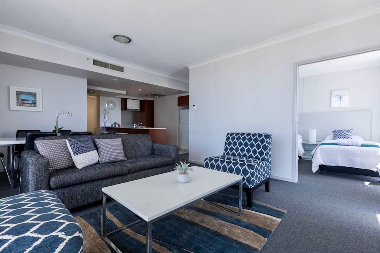 Apartment With Ocean Views Gold Coast Buitenkant foto